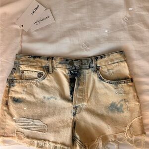 GRLFND Bleach Wash Jean shorts